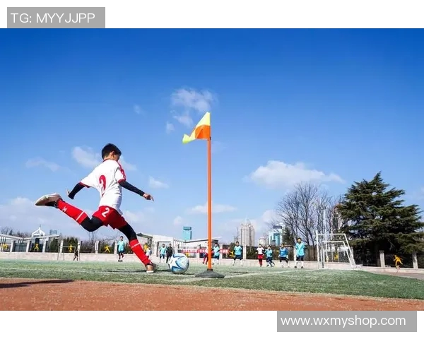 小学生足球比赛精彩瞬间视频直播助力青少年体育发展与团队合作精神培养